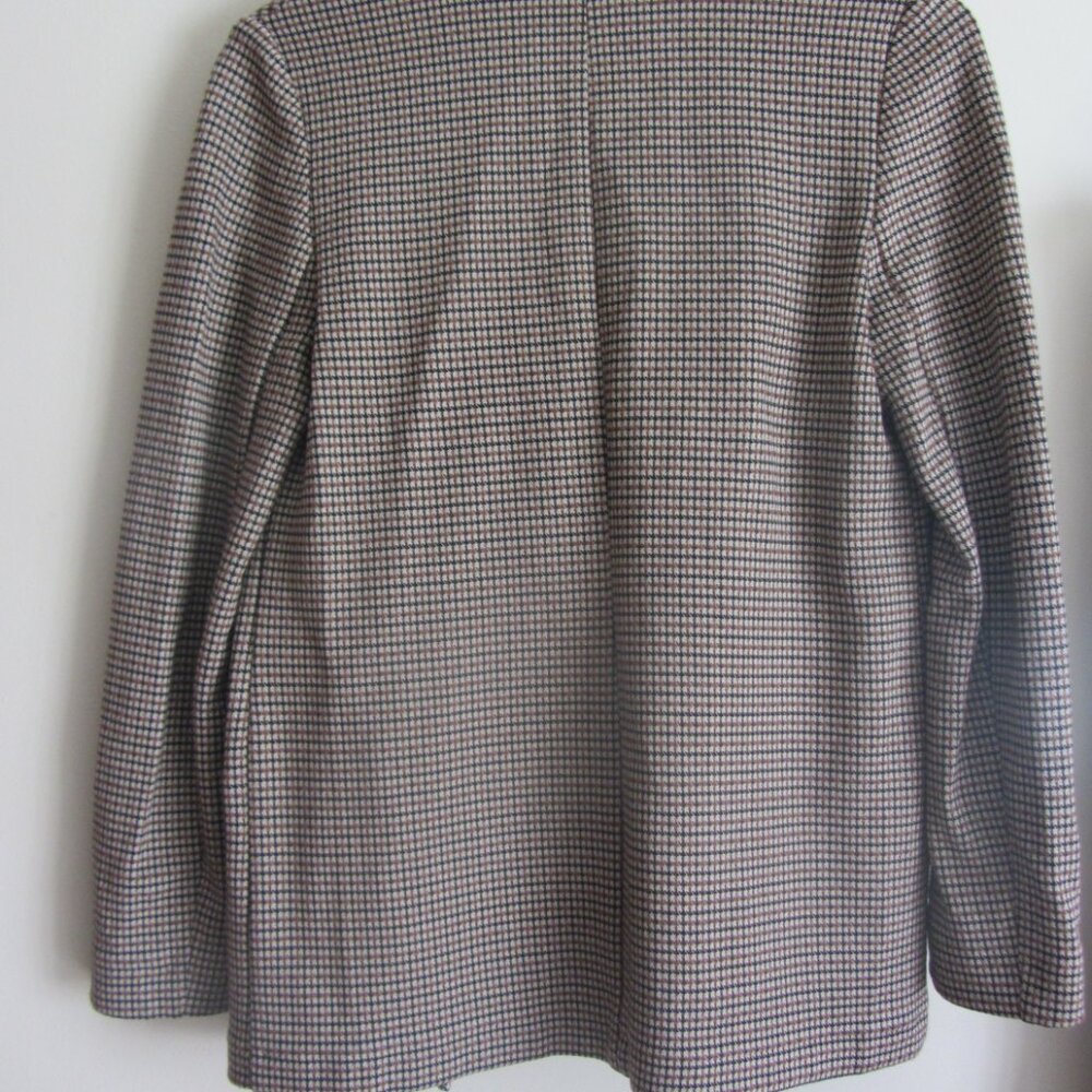 Fall Casual Blazer - image 3